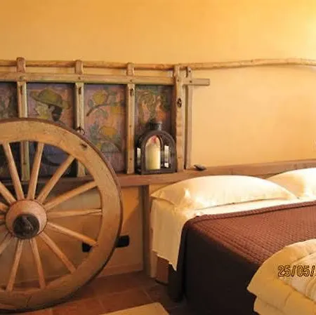 L'orto Di Panza Bed & Breakfast 2*
