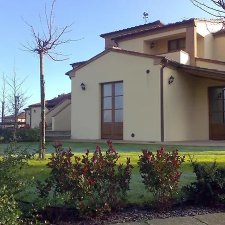L'orto Di Panza Bed & Breakfast 2*