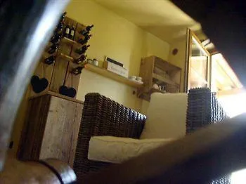 L'orto Di Panza Bed & Breakfast 4*