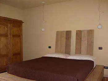 L'orto Di Panza Bed & Breakfast 4*